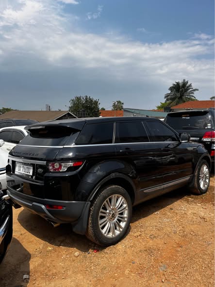 A picture of RANGE ROVER EVOQUE