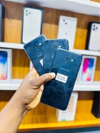 A picture of Samsung j4 plus gb32