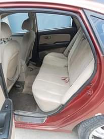 A picture of Hyundai Elantra 4plugs 2012 model 08071401455