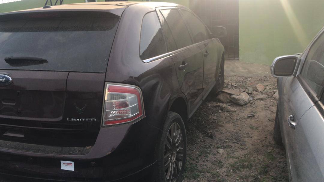 A picture of DISTRESS on this ford