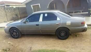 A picture of 2002 Toyota Camry 08069525376