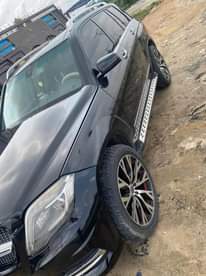 A picture of 2010 Benz 2010 Sedan