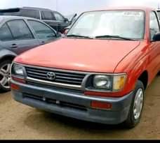 A picture of Tokunbo vehicle Toyota pickup The vehicle price is 600 000