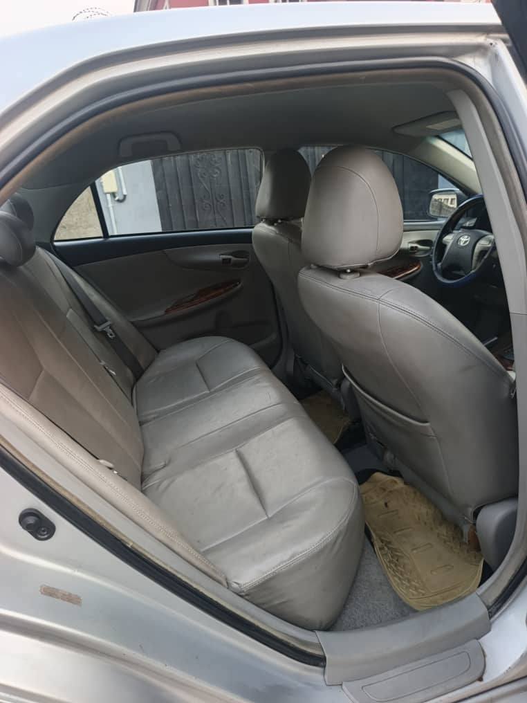 A picture of 2012 corolla