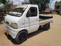 A picture of SUZUKI CARRY
