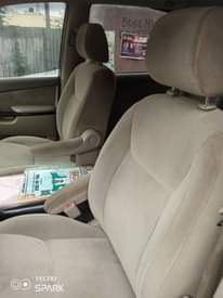 A picture of Toyota sienna