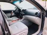 A picture of Dm for this clean pure Firstbody limited edition full Highlander