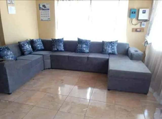 classifieds/furniture sofas