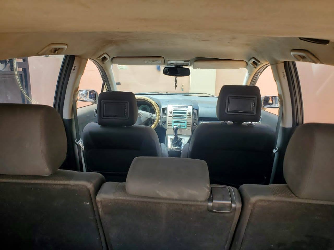 A picture of Toyota verso