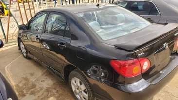 A picture of 2004 Toyota Corolla