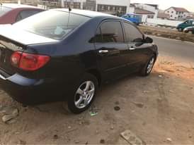 A picture of Toyota Corolla 2004