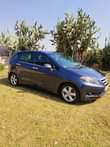 A picture of honda frv very well mantaned nothing to fix all papers