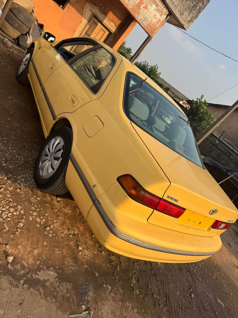 A picture of Foreign used Camry 2 2 with no condition 8 5m