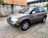 A picture of Lexus RX300