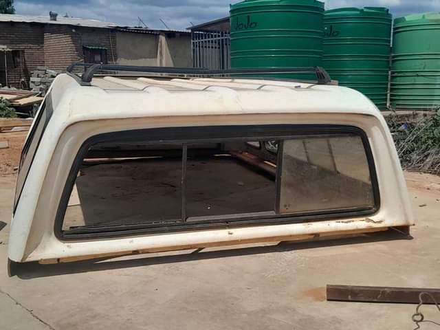bakkies A.
