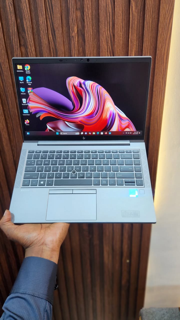 A picture of HP ZBOOK FIREFLY G8 WORK STATION