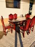 A picture of DINING TABLE TSH 340 000 CALL 0746424265