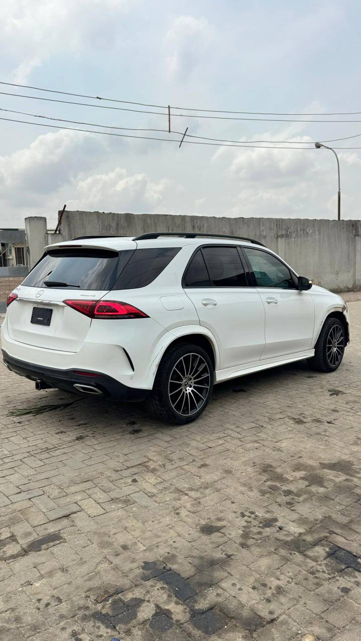 A picture of Mercedes Benz GLE350 2020 Tokunbo