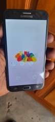 A picture of Samsung J7 prime