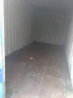 A picture of Containers available for sale 40ft 2 7m 20ft 2 2m