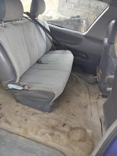 A picture of 1st body 99 Toyota previa auto with back axle shaft