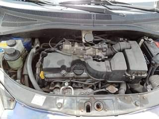 A picture of 1999 Kia Picato 231