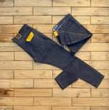 A picture of Stuff Kali 1 TSH 25 000 2 Size 30 32