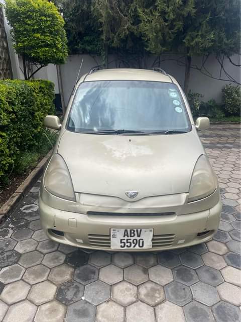 used toyota funcargo