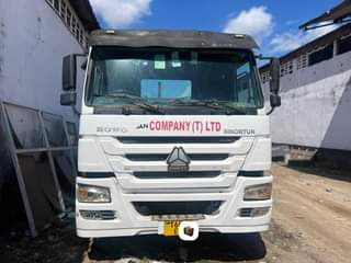 A picture of How sinotruck