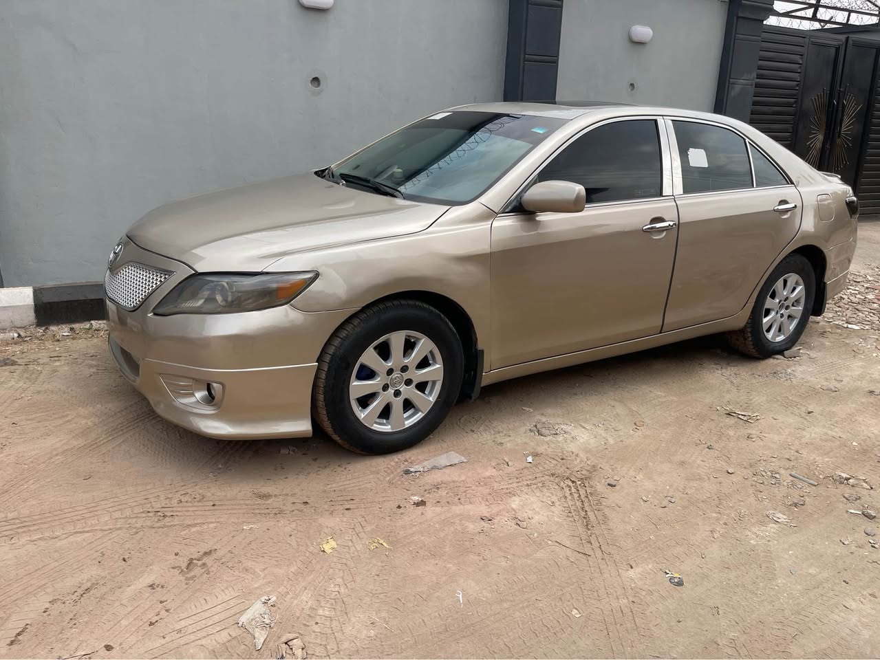 A picture of XLE Camry 2008 upgrade sport 07061159681