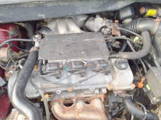 A picture of TOYOTA SIENNA 98 99 MODEL FIRST BODY