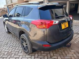 A picture of Toyota rav4 2013