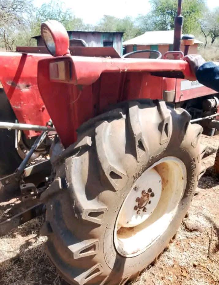 tractor