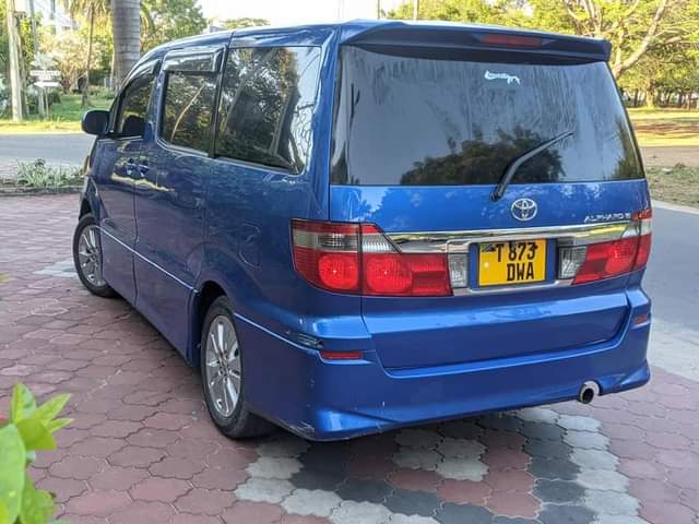 A picture of Toyota Alphad Kali sana Call 255655668290 Call 255756668290