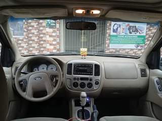 A picture of 2006 ford