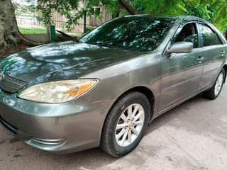 A picture of BEST DEAL 2005 TOYOTA CAMRY XLE Barely Used Better than