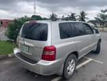 A picture of Toyota highlander 2004 Registered Neatly baked once Untouched engine and