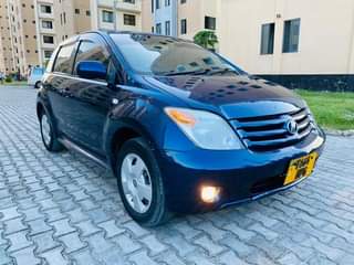 A picture of Toyota Ist