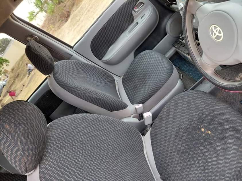 A picture of Toyota sienta