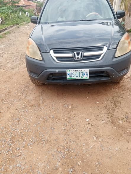 A picture of Honda crv 2006