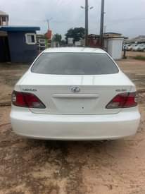 A picture of ES300 2004 Model