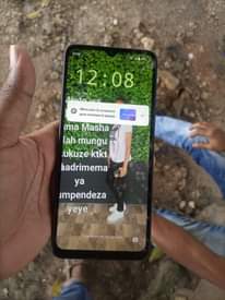 A picture of Simu qali redmi mpya full box