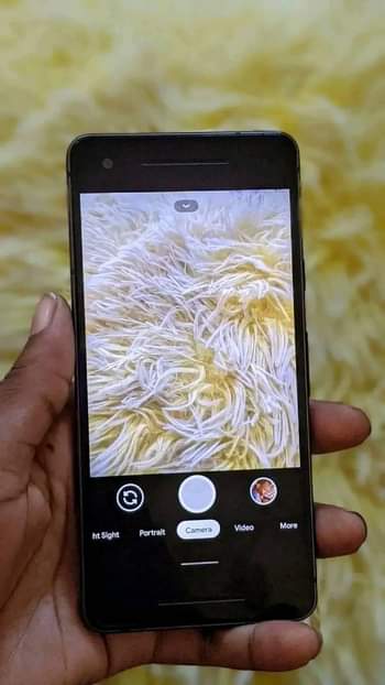 A picture of Google pixel 2