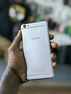 A picture of vivo x7 plus