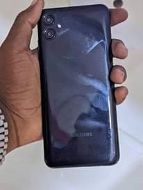 A picture of SAMSUNG A04e IMENYOOKA SANAA