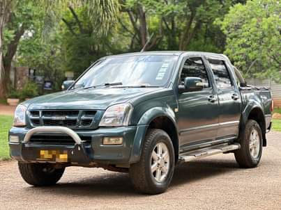 classifieds/cars isuzu