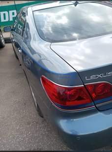 A picture of 2007 Es330 Lexus