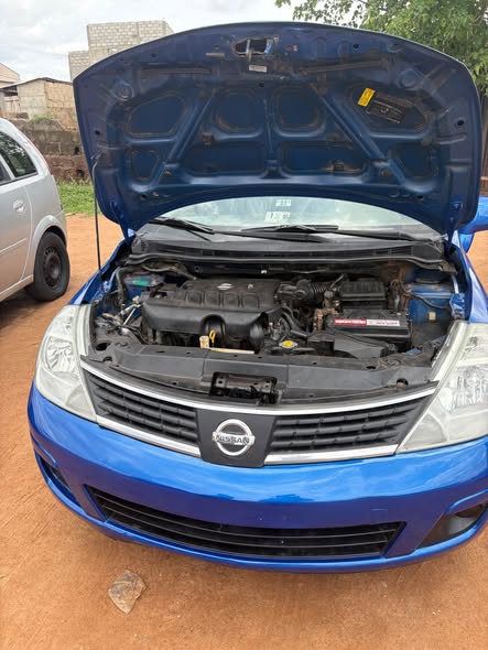A picture of Nissan versa