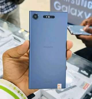 A picture of Sony Xz1 gb 64 ram 4 haina kipengele nicheck tuyajenge