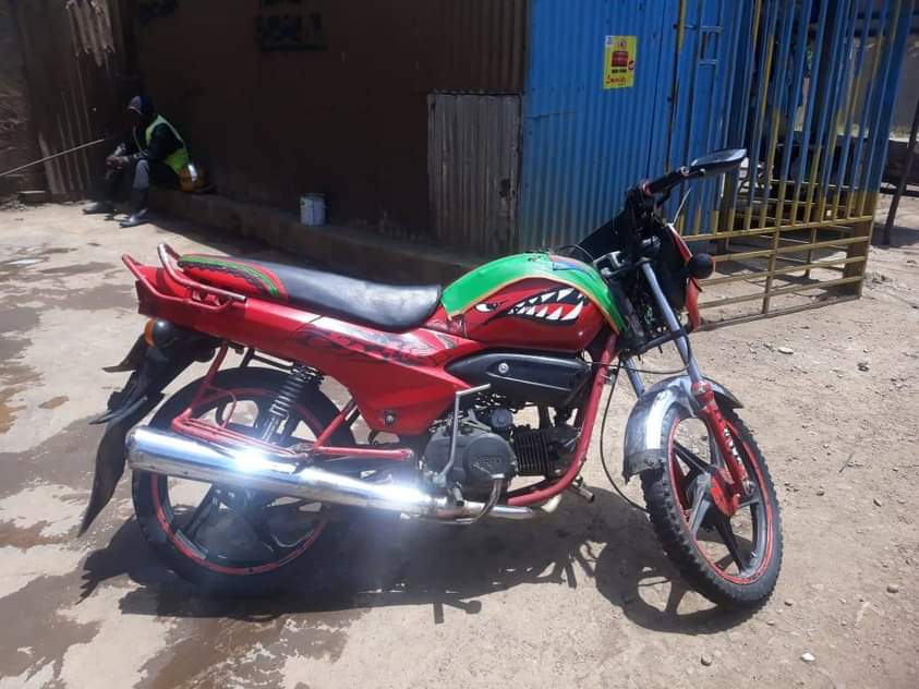 Elite B.